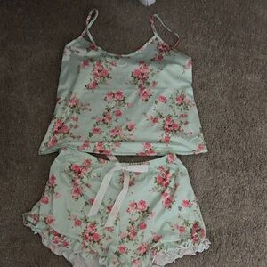 Cotton pajama set green floral